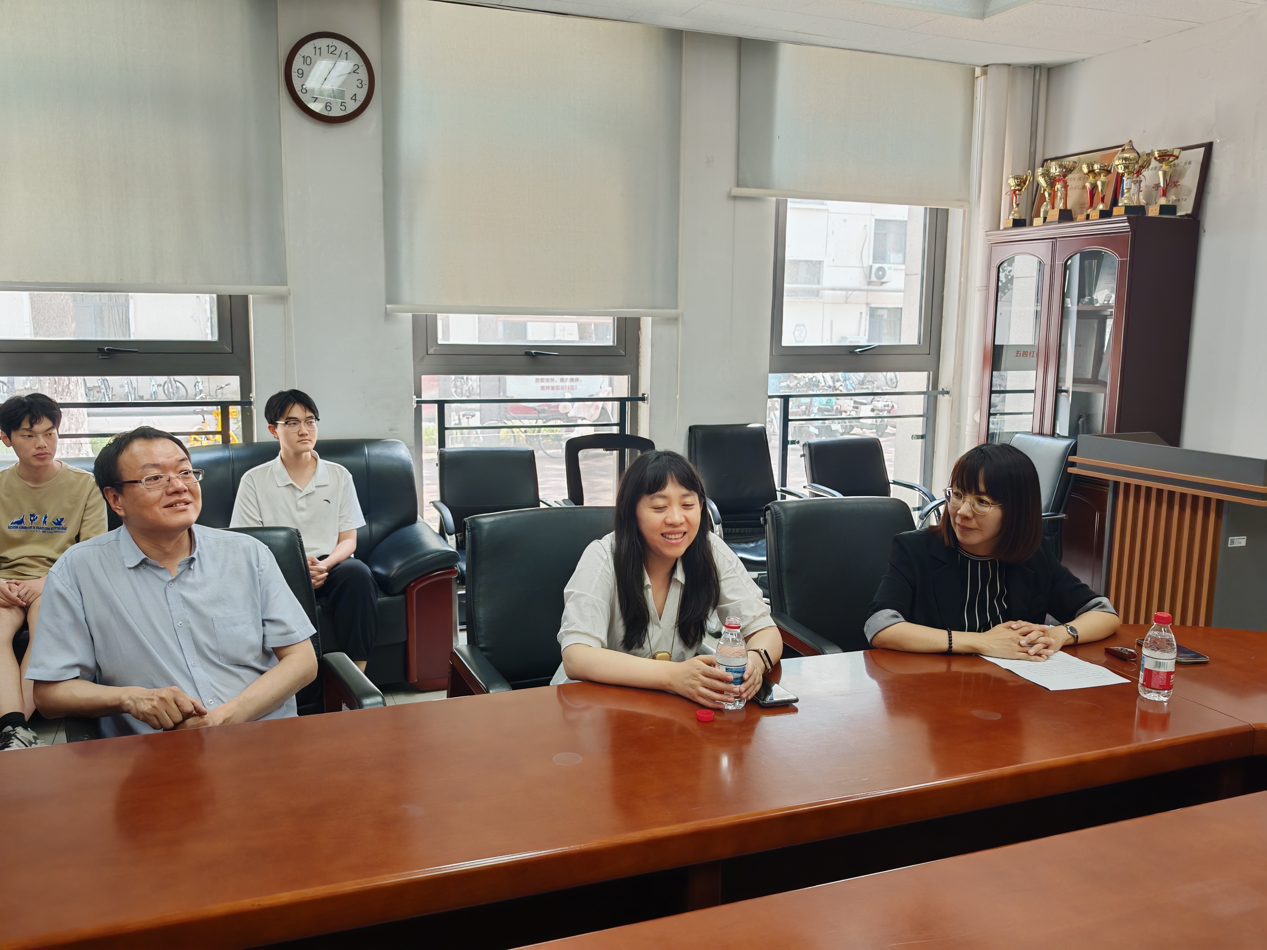 “校友大咖面对面”,生科院邀请杰出校友王秀杰回校座谈